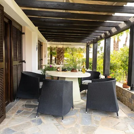 Sea Side House