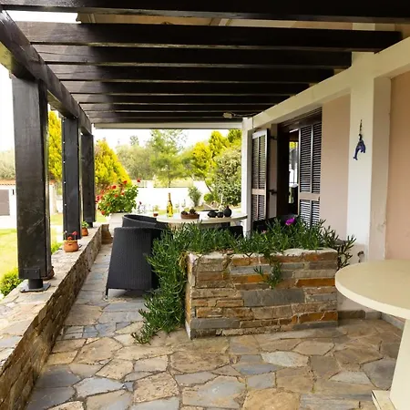 Sea Side House *